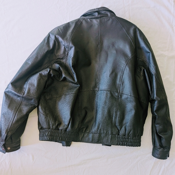Lucky Leather Co. Men's Black Leather Jacket - Picture 2 of 11